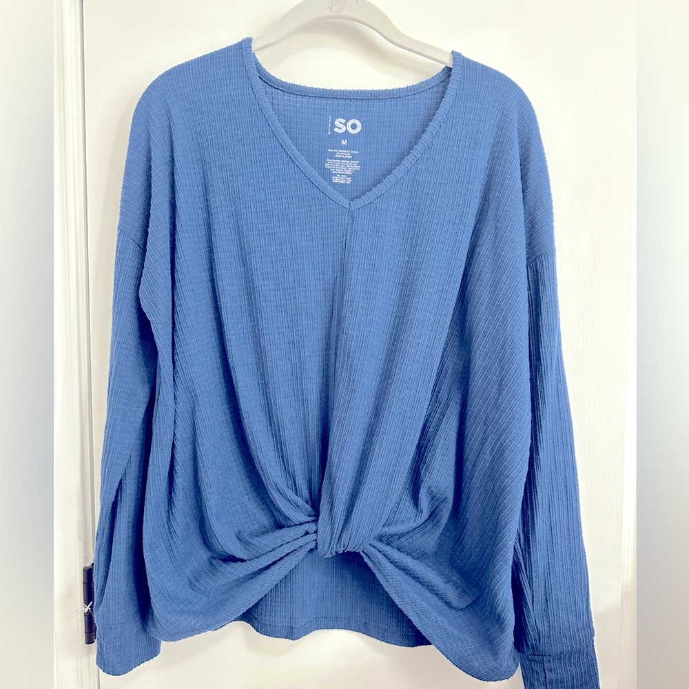 blue long sleeve twist front shirt